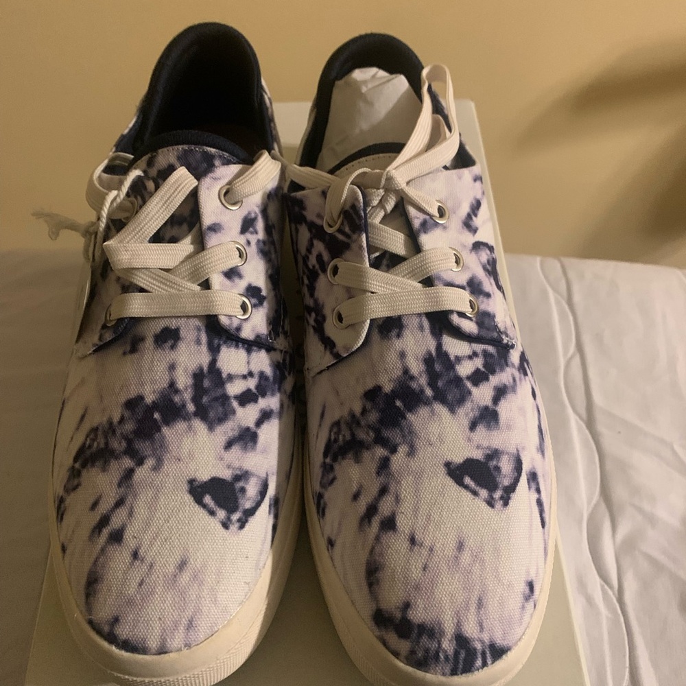SUN STONE Mens White Tie-Dye Kiva Round Toe Platform Athletic Sneakers 8.5 M